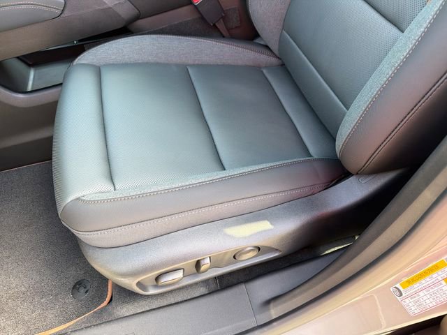 New 2026 GMC Terrain AT4 w/ Convenience Package III AWD/4WD image 20