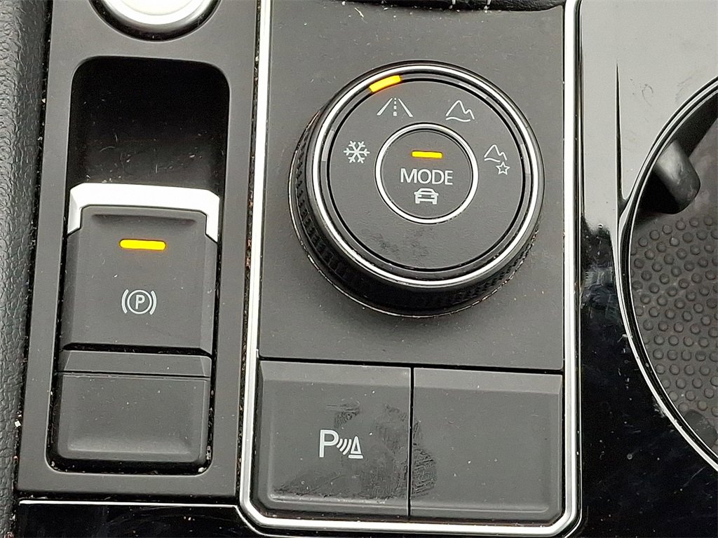 Used 2022 Volkswagen Atlas SE image 28