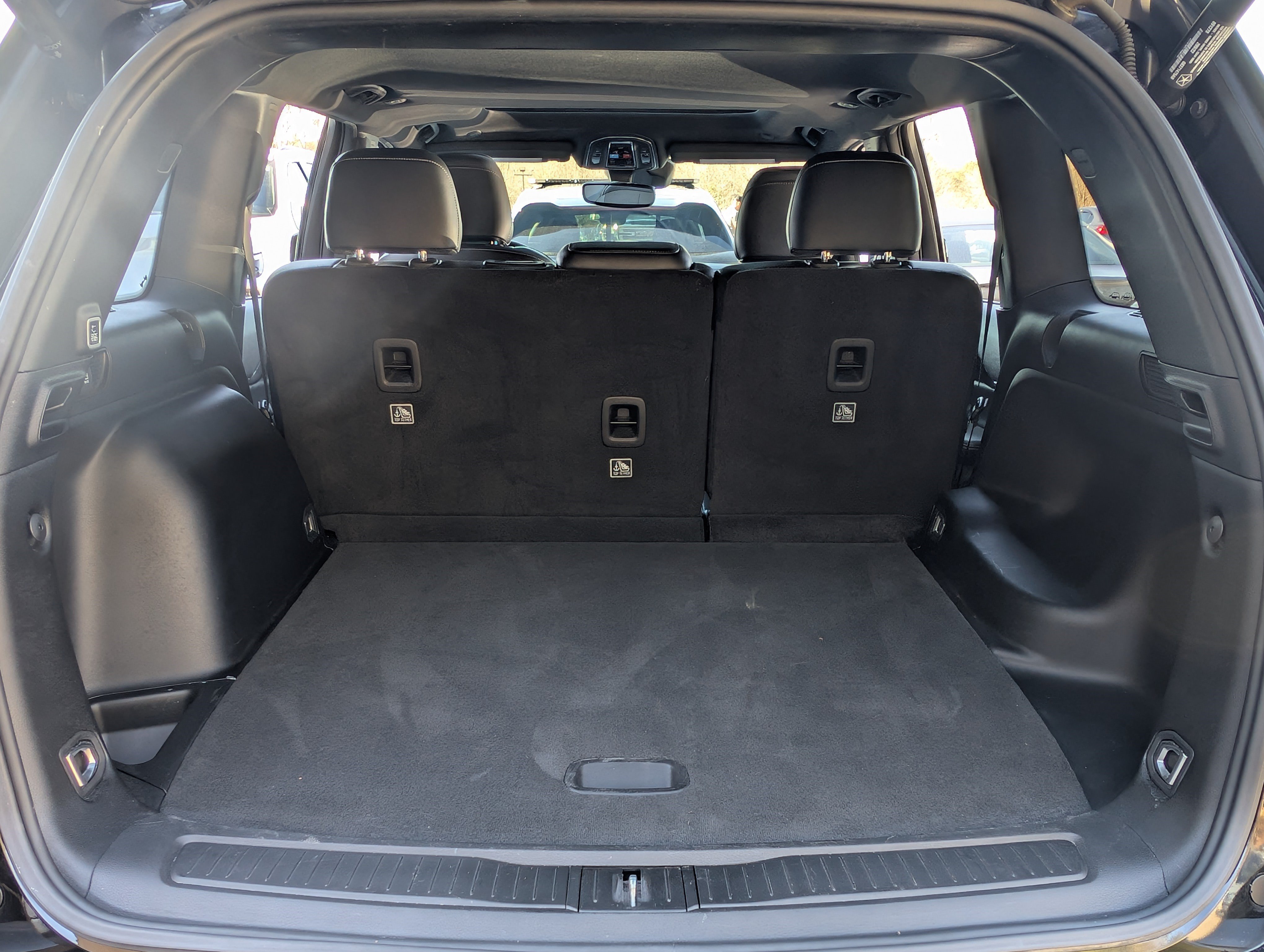 Used 2023 Jeep Grand Cherokee Altitude RWD image 18