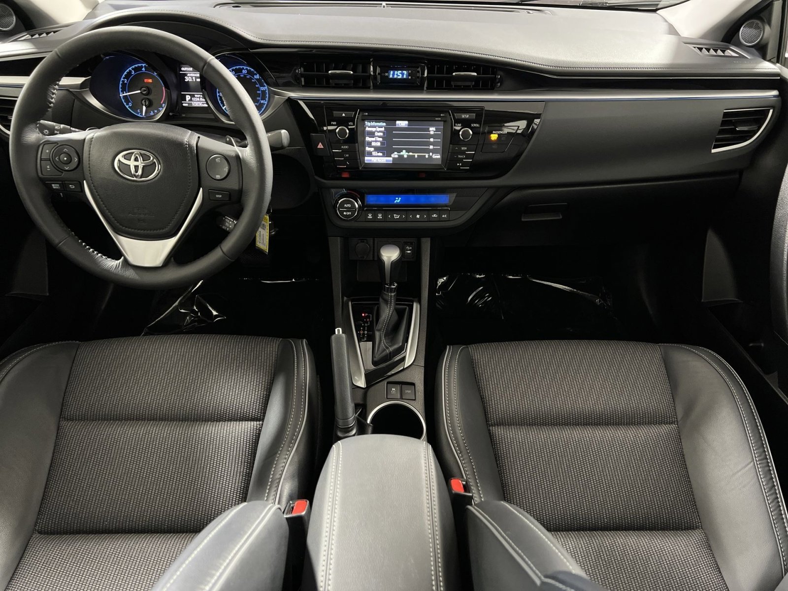 Used 2015 Toyota Corolla S image 19
