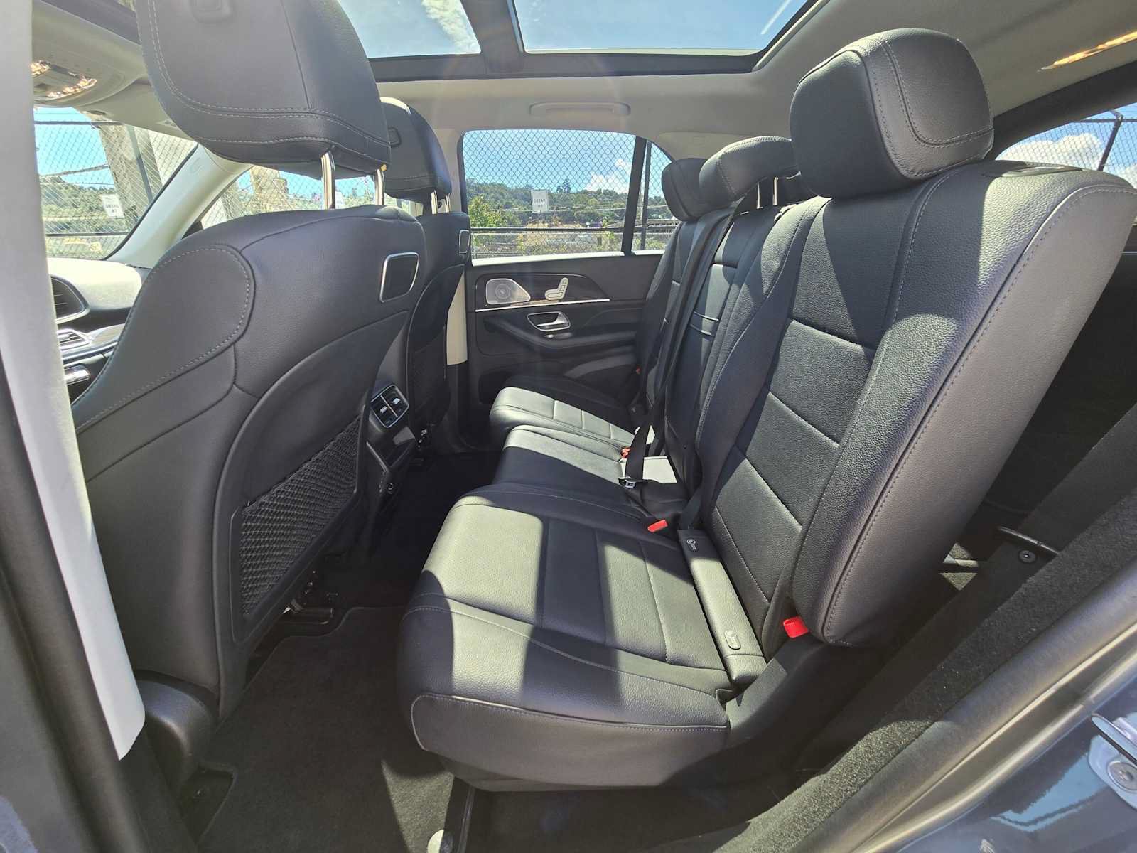 Used 2020 Mercedes-Benz GLE 350 4MATIC image 16