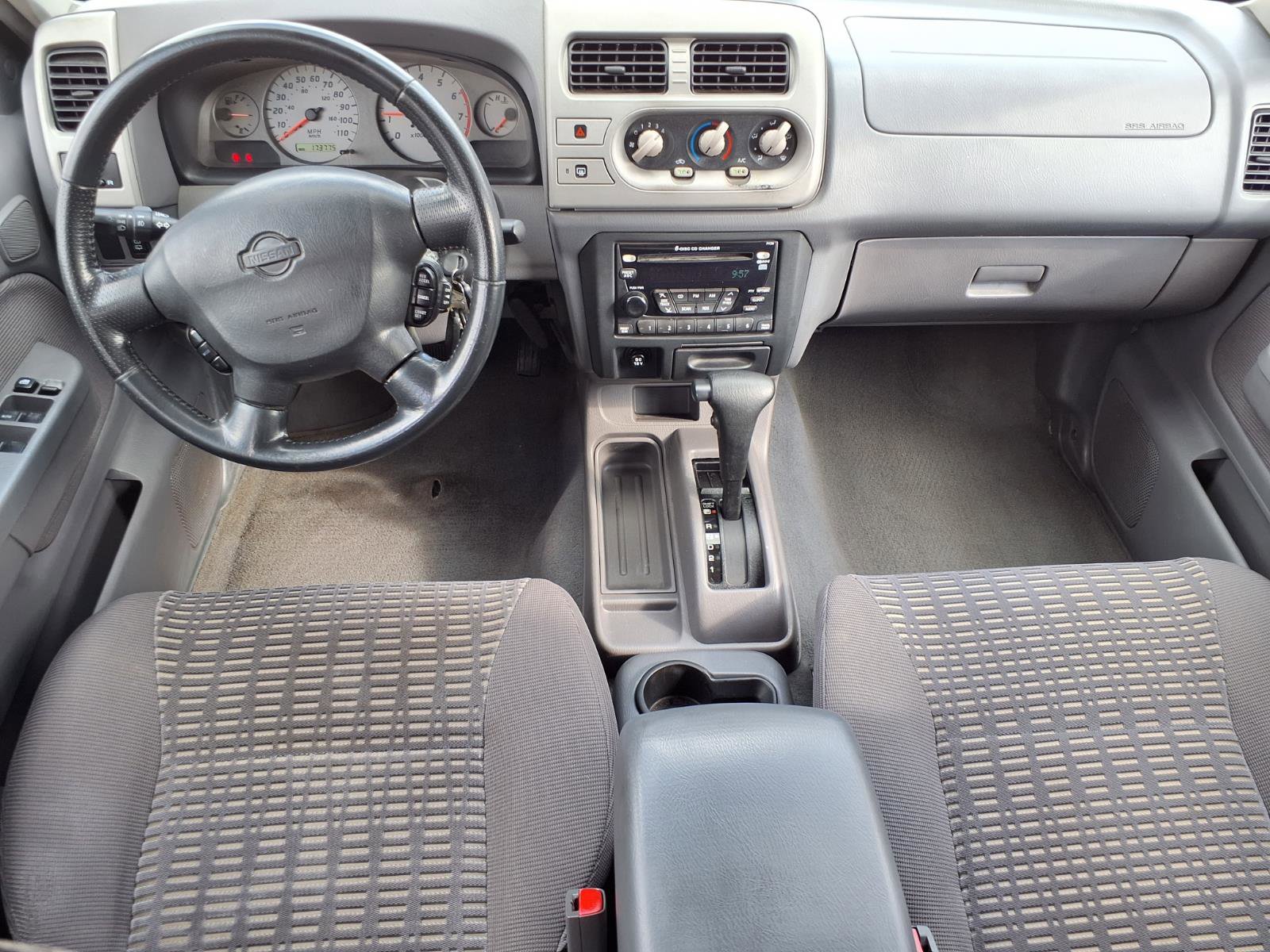 Used 2001 Nissan Xterra SE image 4