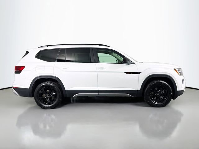 New 2026 Volkswagen Atlas Peak Edition image 8