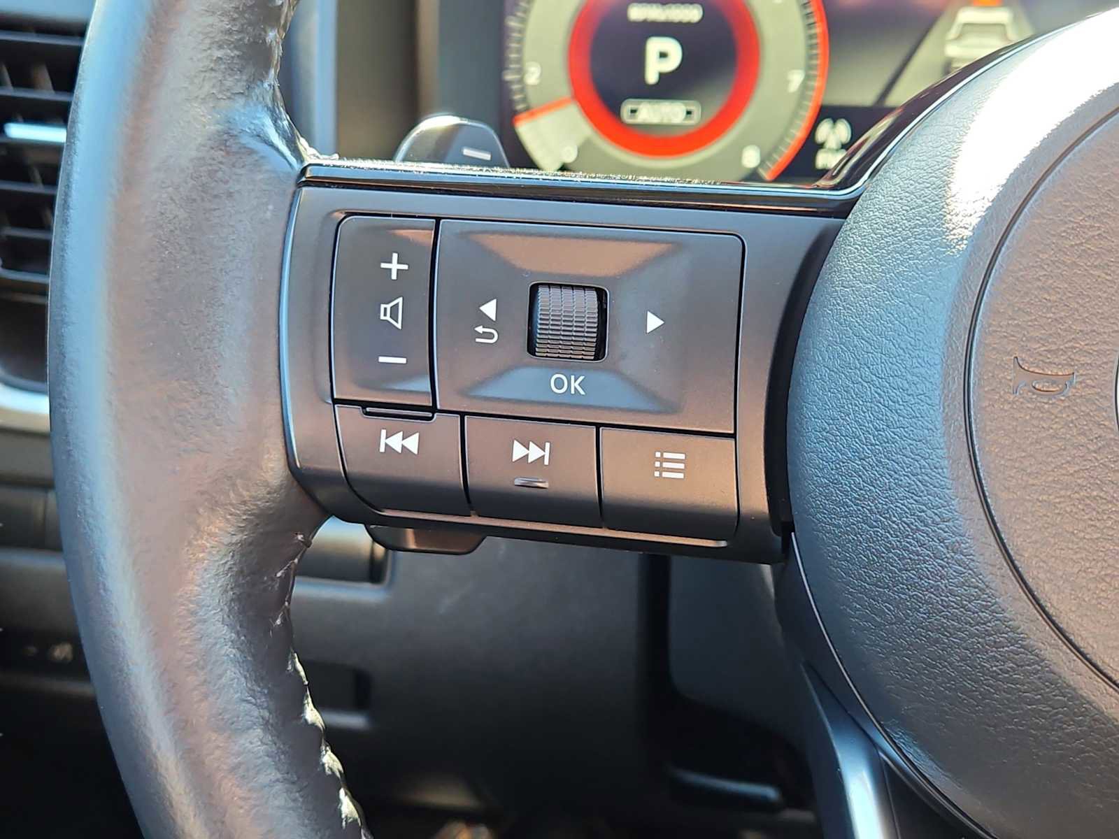 Used 2021 Nissan Rogue Platinum AWD/4WD image 29