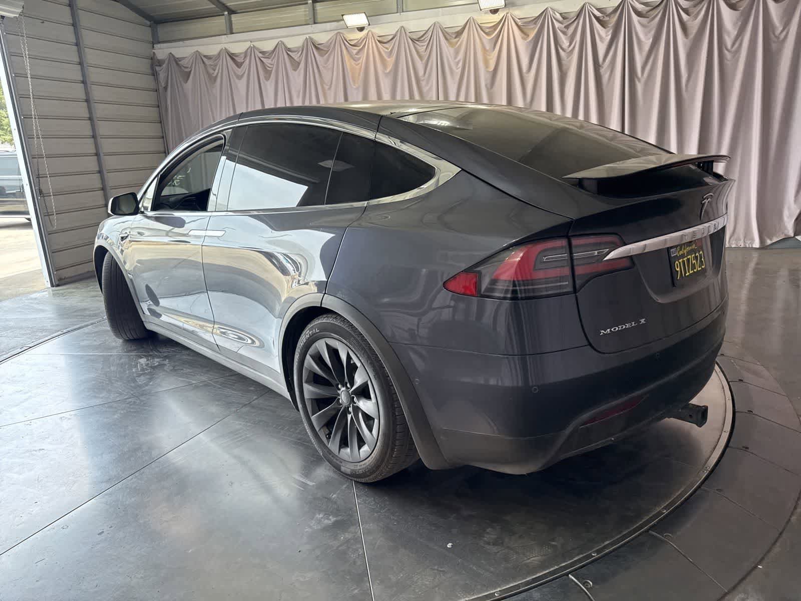 Used 2017 Tesla Model X 75D AWD/4WD image 6