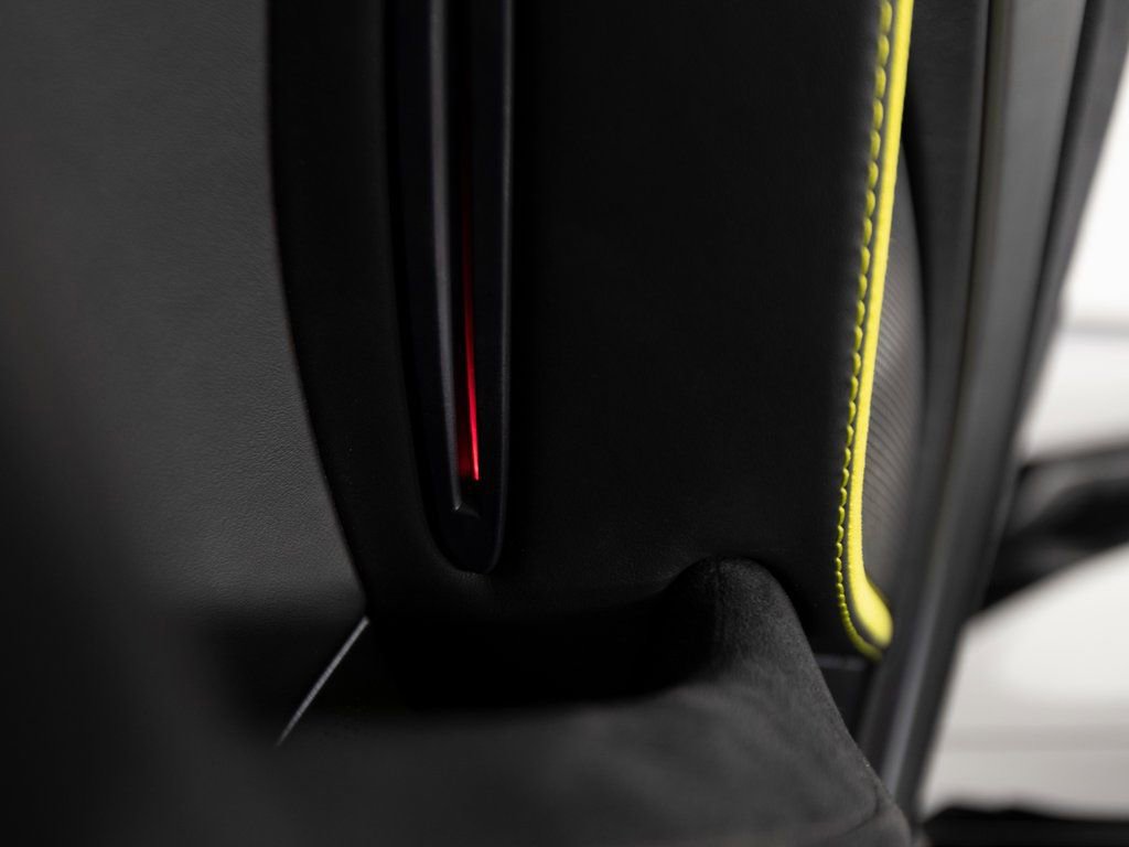 Used 2024 McLaren 750S Spider image 13