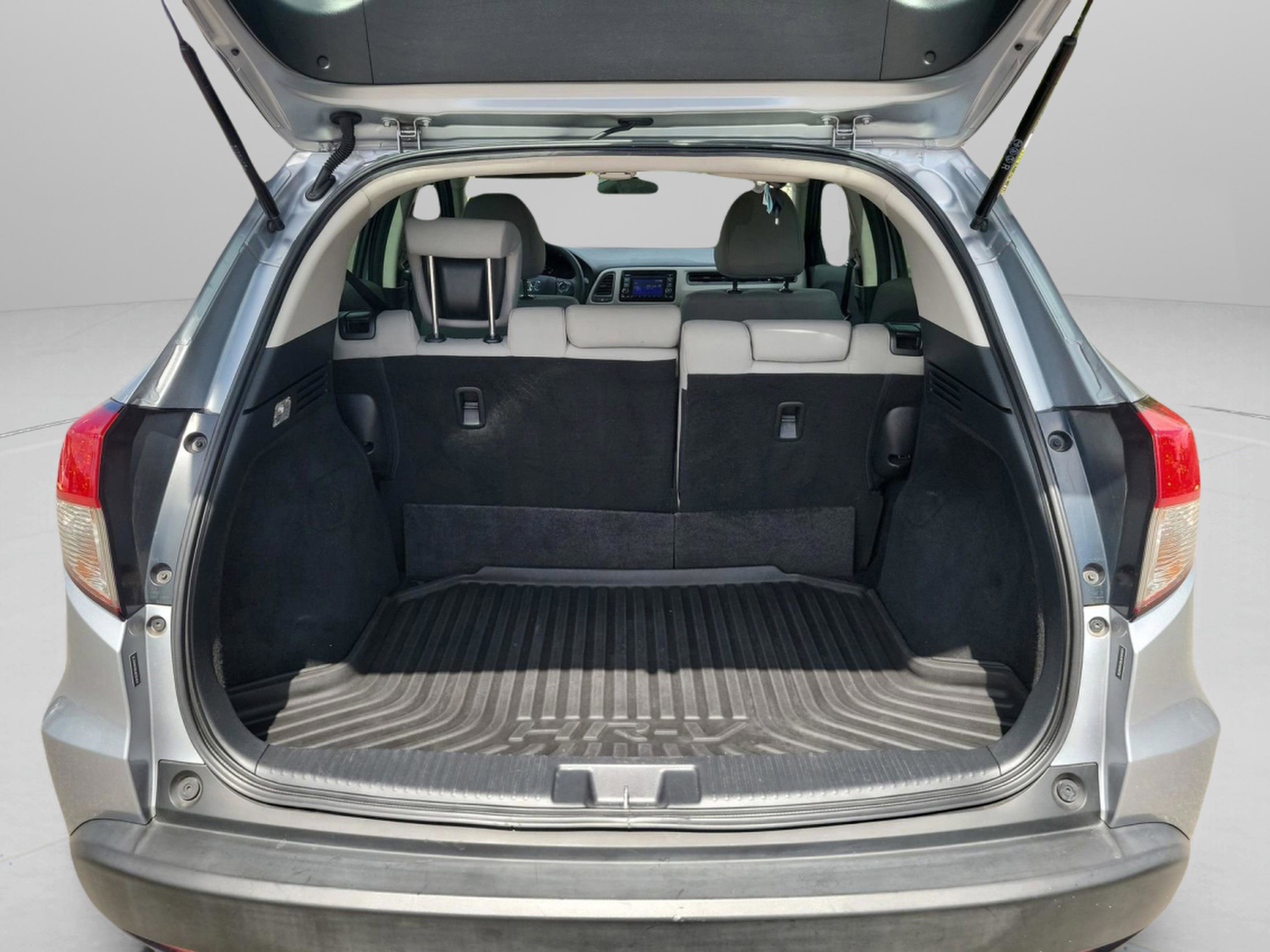 Certified 2020 Honda HR-V LX image 28