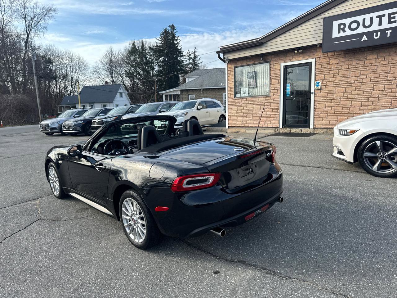 Used 2017 FIAT 124 Spider Classica image 22