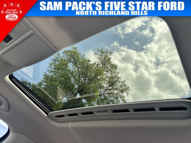 Used 2018 Volkswagen Passat 2.0T SE FWD image 30