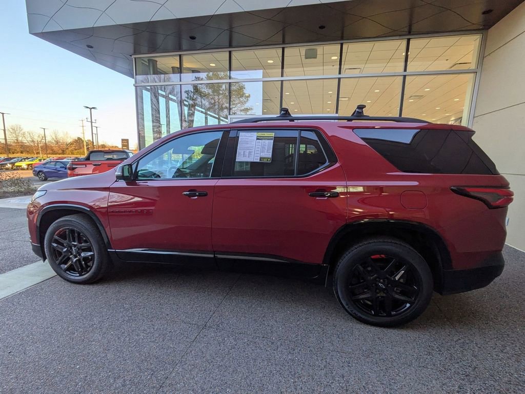 Certified 2023 Chevrolet Traverse Premier w/ Redline Edition image 2