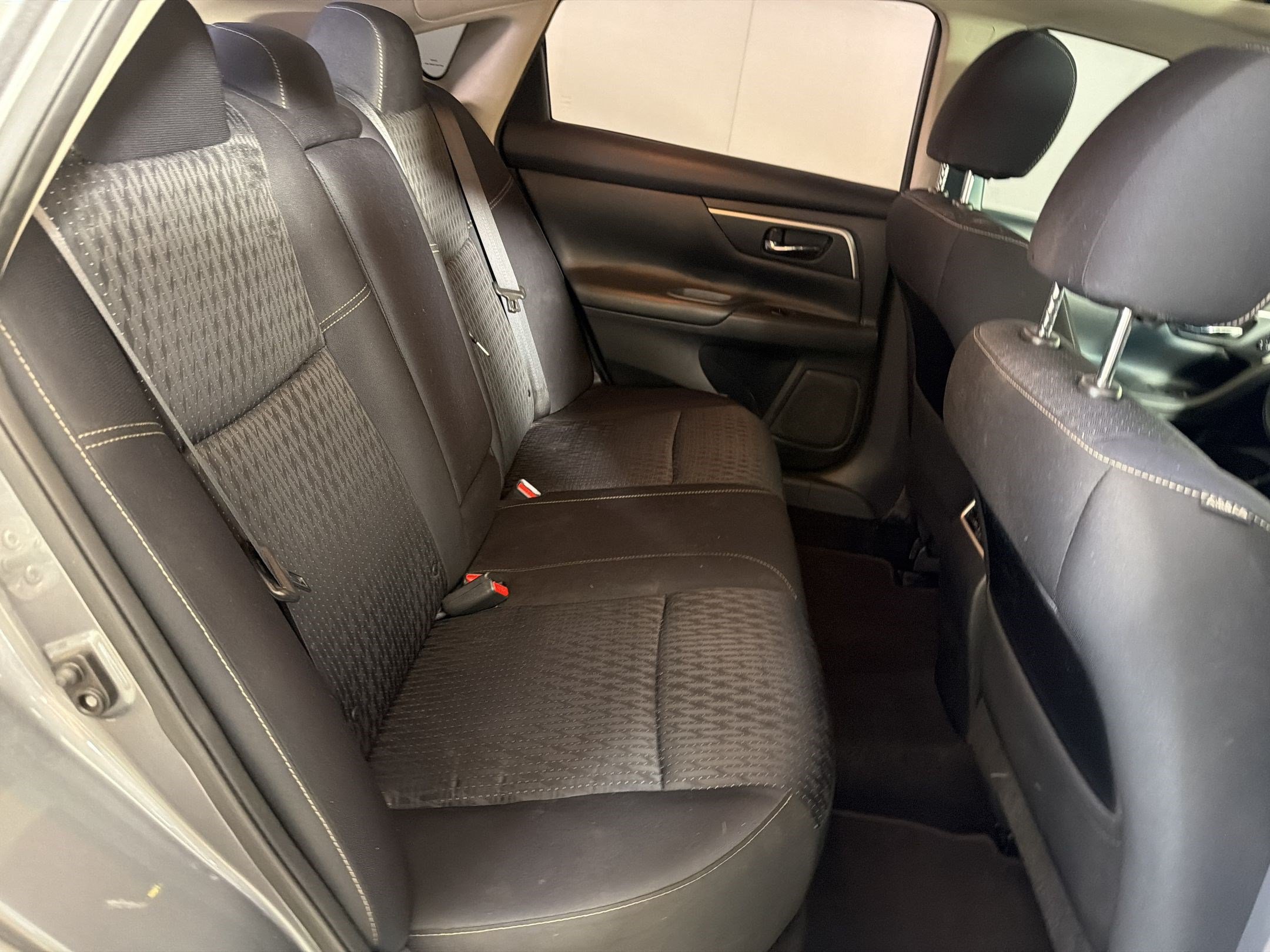 Used 2016 Nissan Altima 2.5 SV w/ Convenience Package FWD image 31