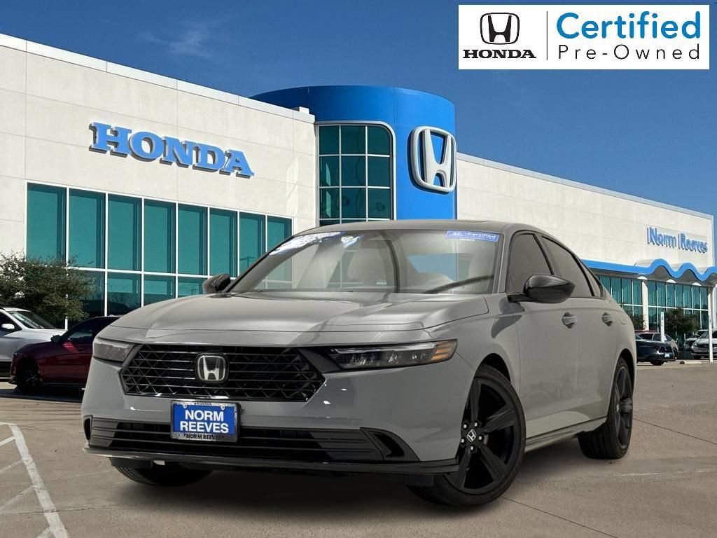 Used 2025 Honda Accord Sport image 1