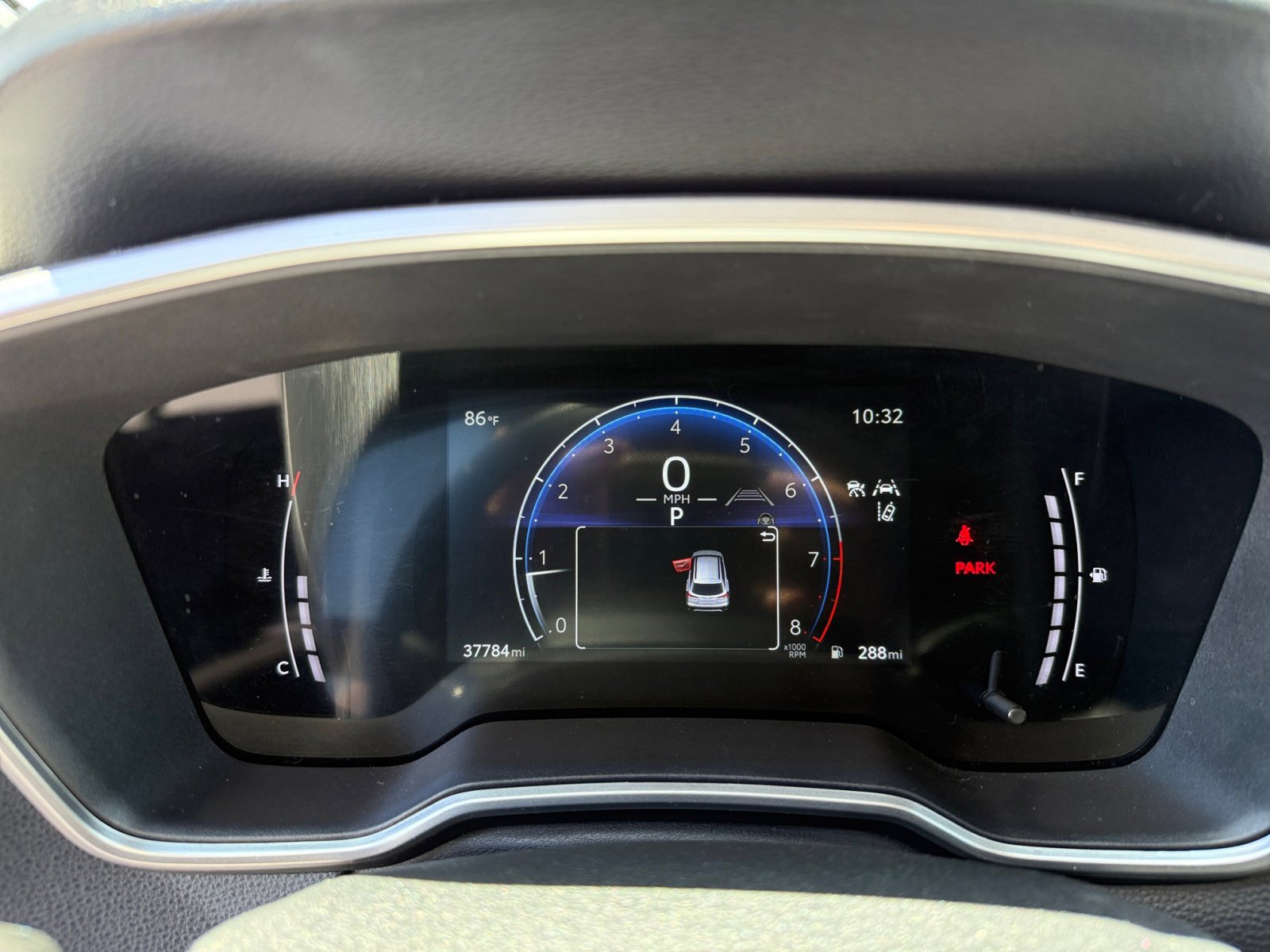 Used 2024 Toyota Corolla Cross XLE image 11