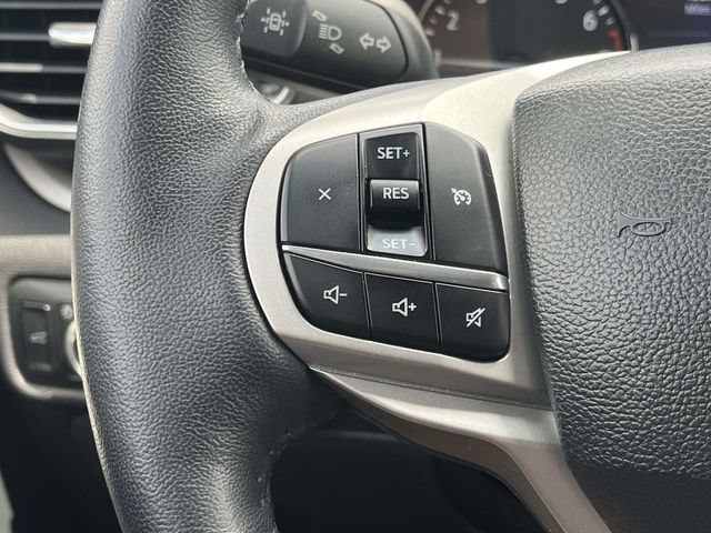 Used 2023 Ford Explorer XLT w/ Equipment Group 202A AWD/4WD image 27