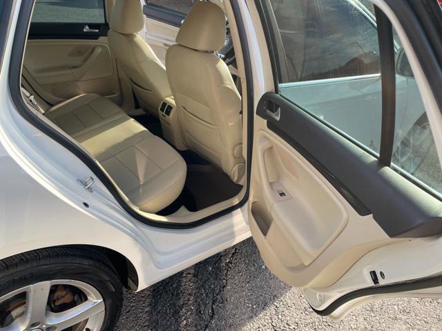 Used 2013 Volkswagen Jetta TDI image 23