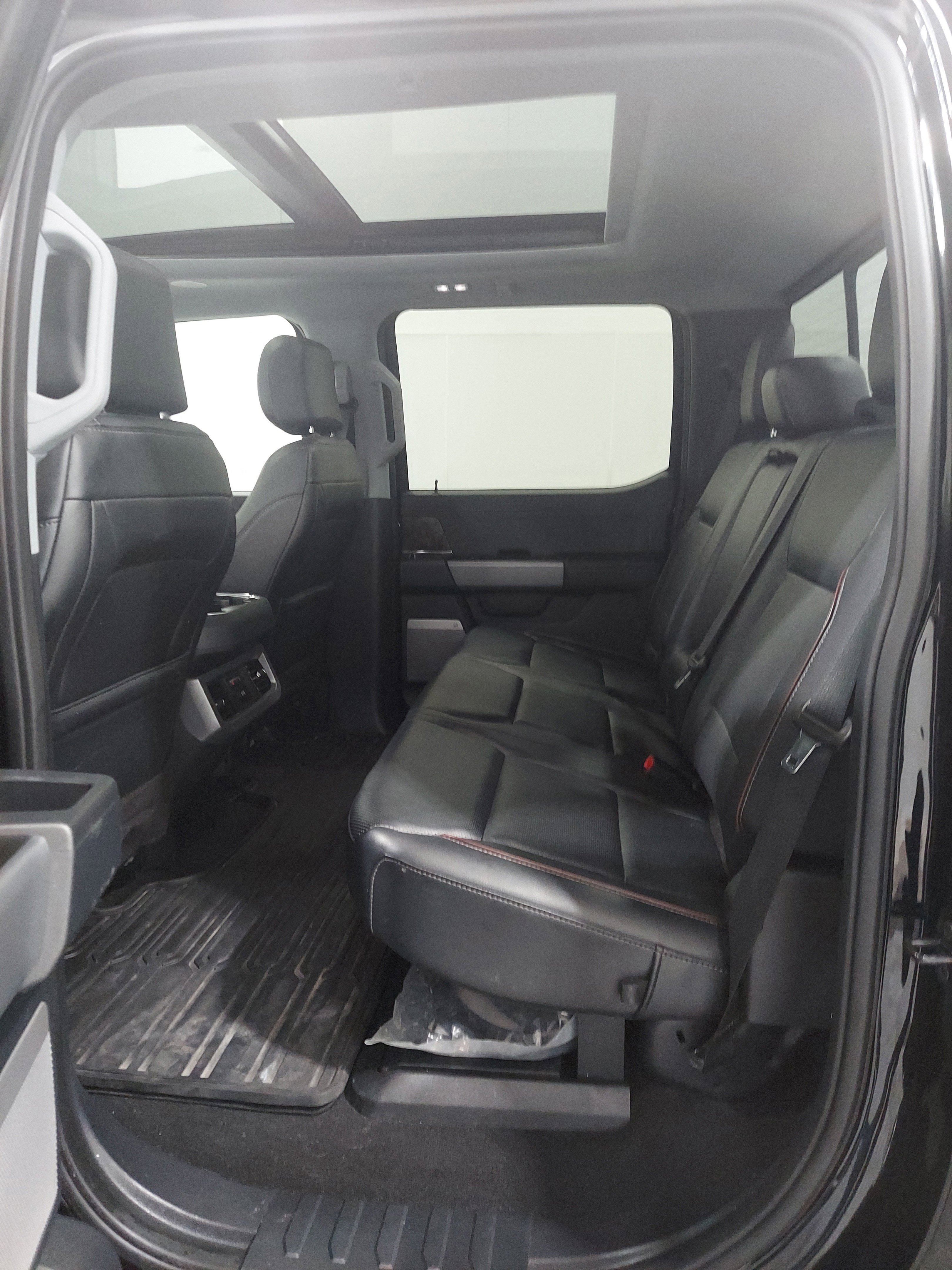 Used 2024 Ford F250 Lariat w/ Lariat Ultimate Package AWD/4WD image 17
