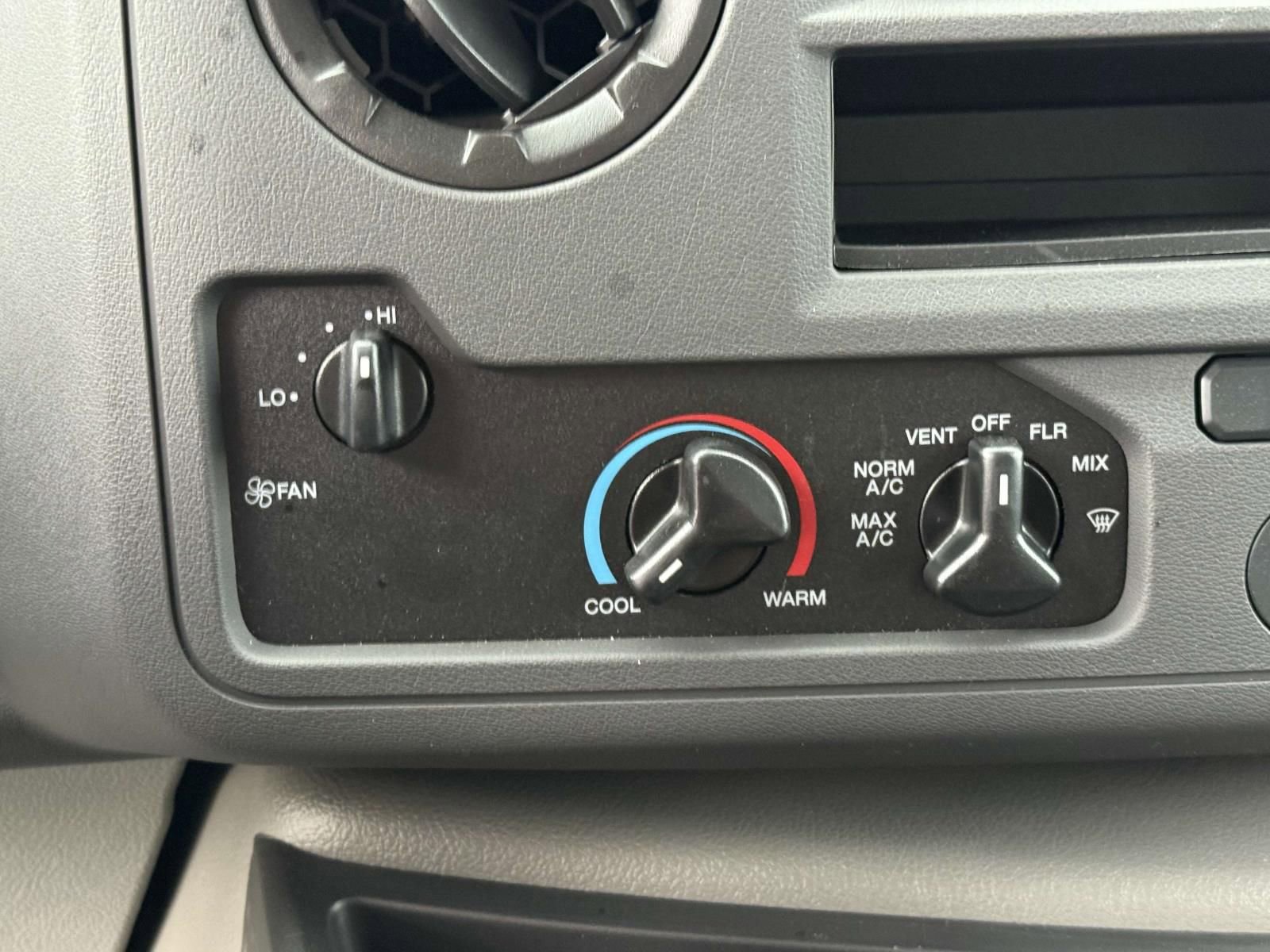 New 2024 Ford E-450 and Econoline 450 Super Duty w/ Power Windows & Locks Group image 15