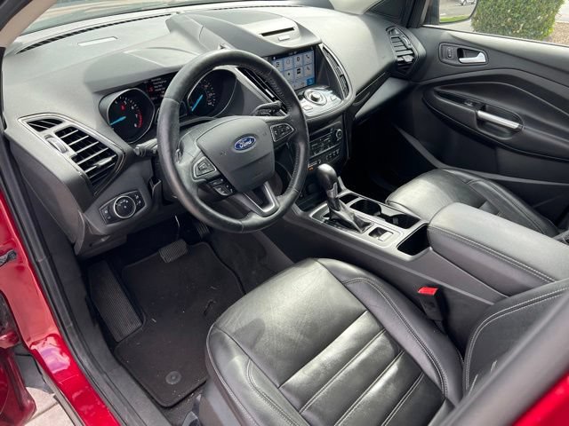 Used 2017 Ford Escape Titanium w/ Equipment Group 301A AWD/4WD image 13