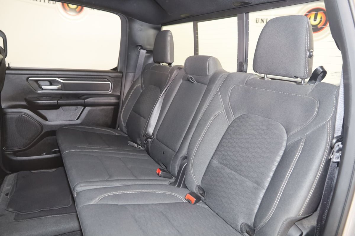 Used 2025 RAM 1500 Big Horn AWD/4WD image 38