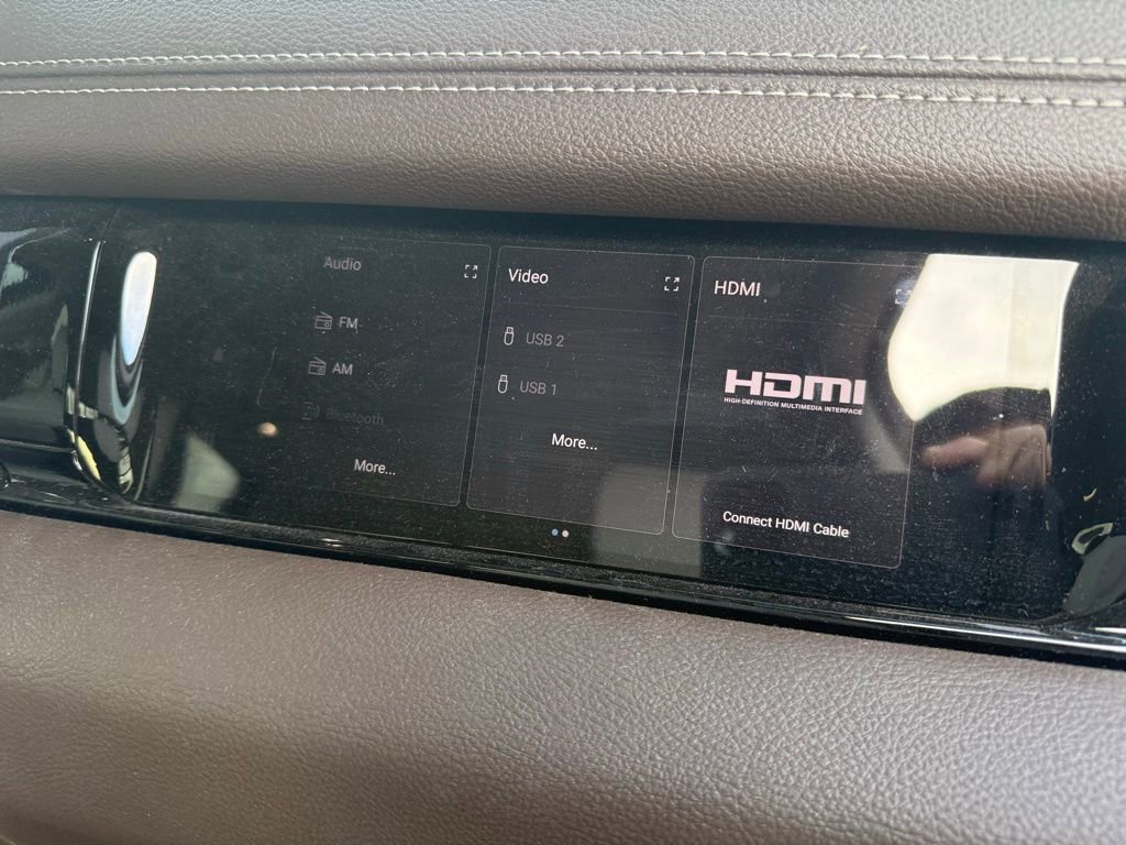 Used 2025 RAM 1500 Laramie image 6