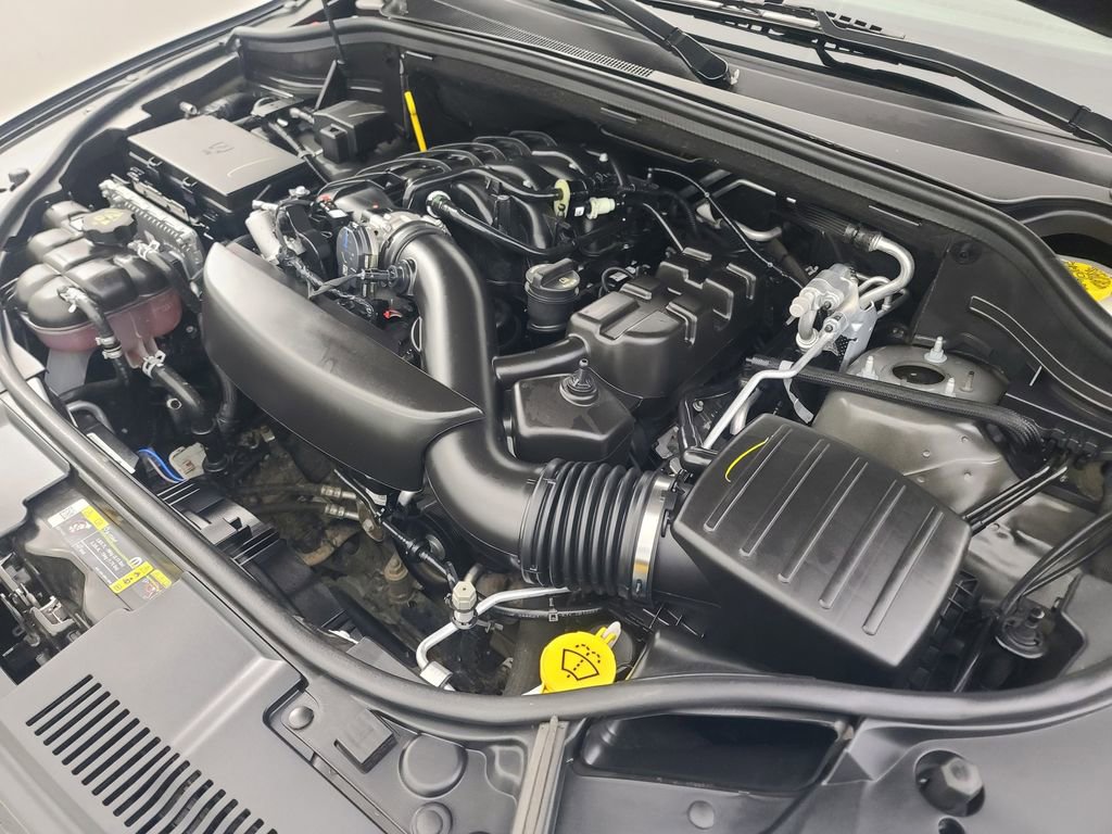 Used 2025 Dodge Durango GT AWD/4WD image 43