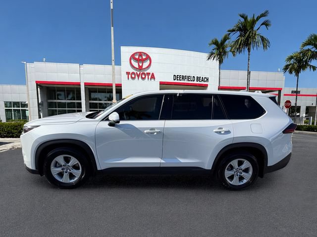 Certified 2025 Toyota Grand Highlander FWD image 4