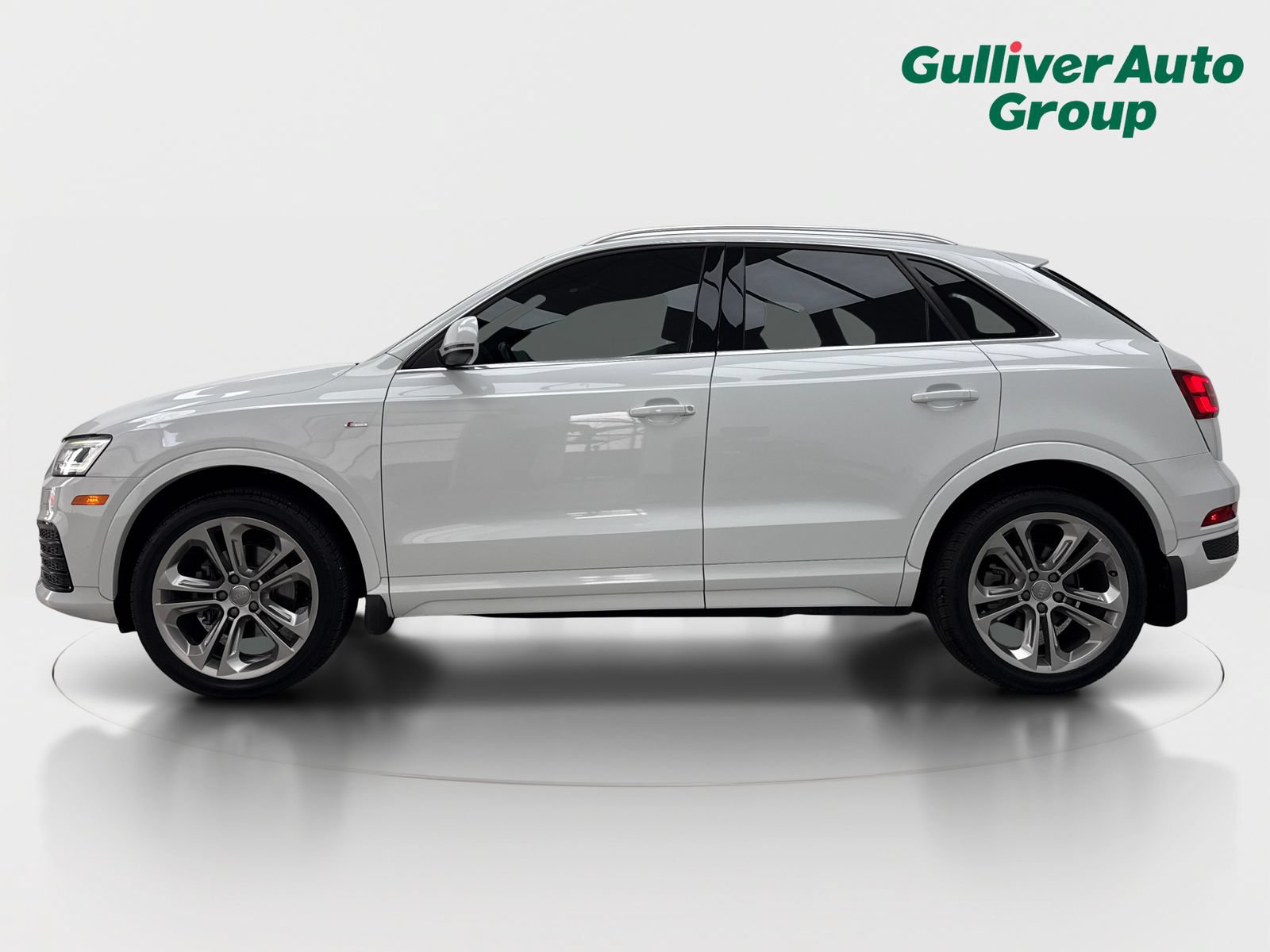 Used 2016 Audi Q3 2.0T Prestige w/ Prestige Package AWD/4WD image 3