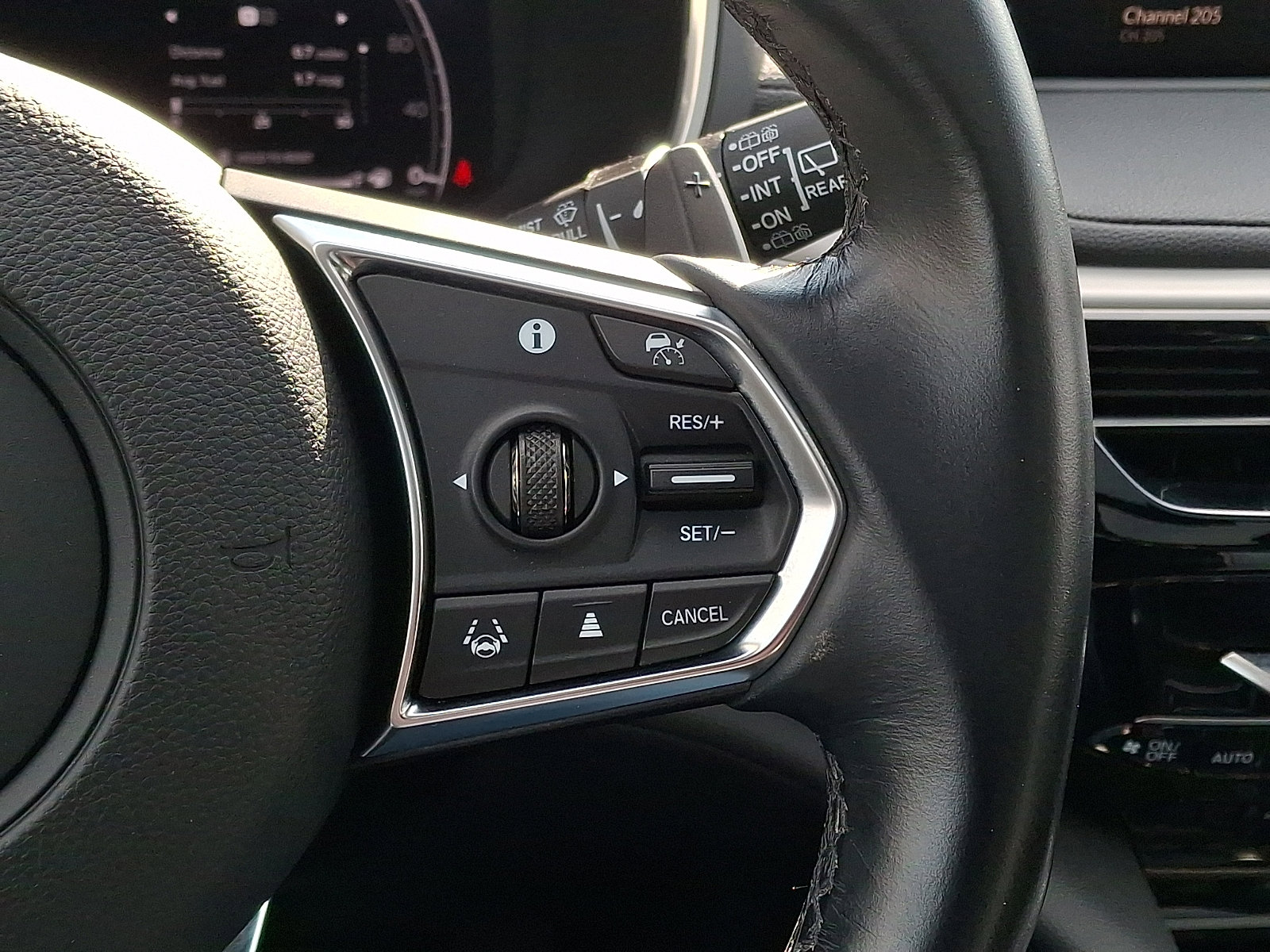 Certified 2023 Acura MDX 4DR SH-AWD image 22