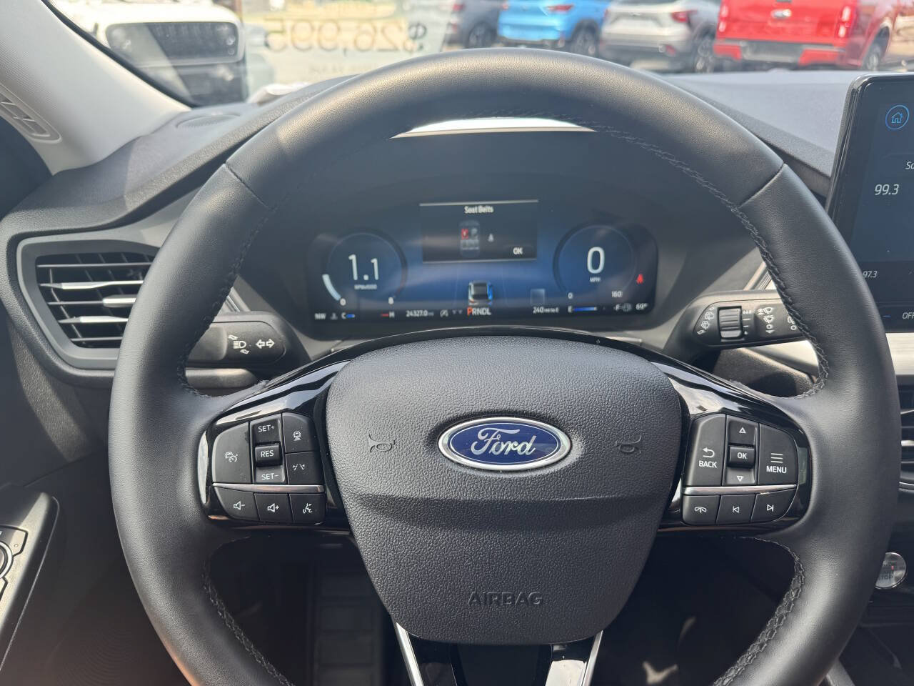 Used 2025 Ford Escape Platinum AWD/4WD image 15