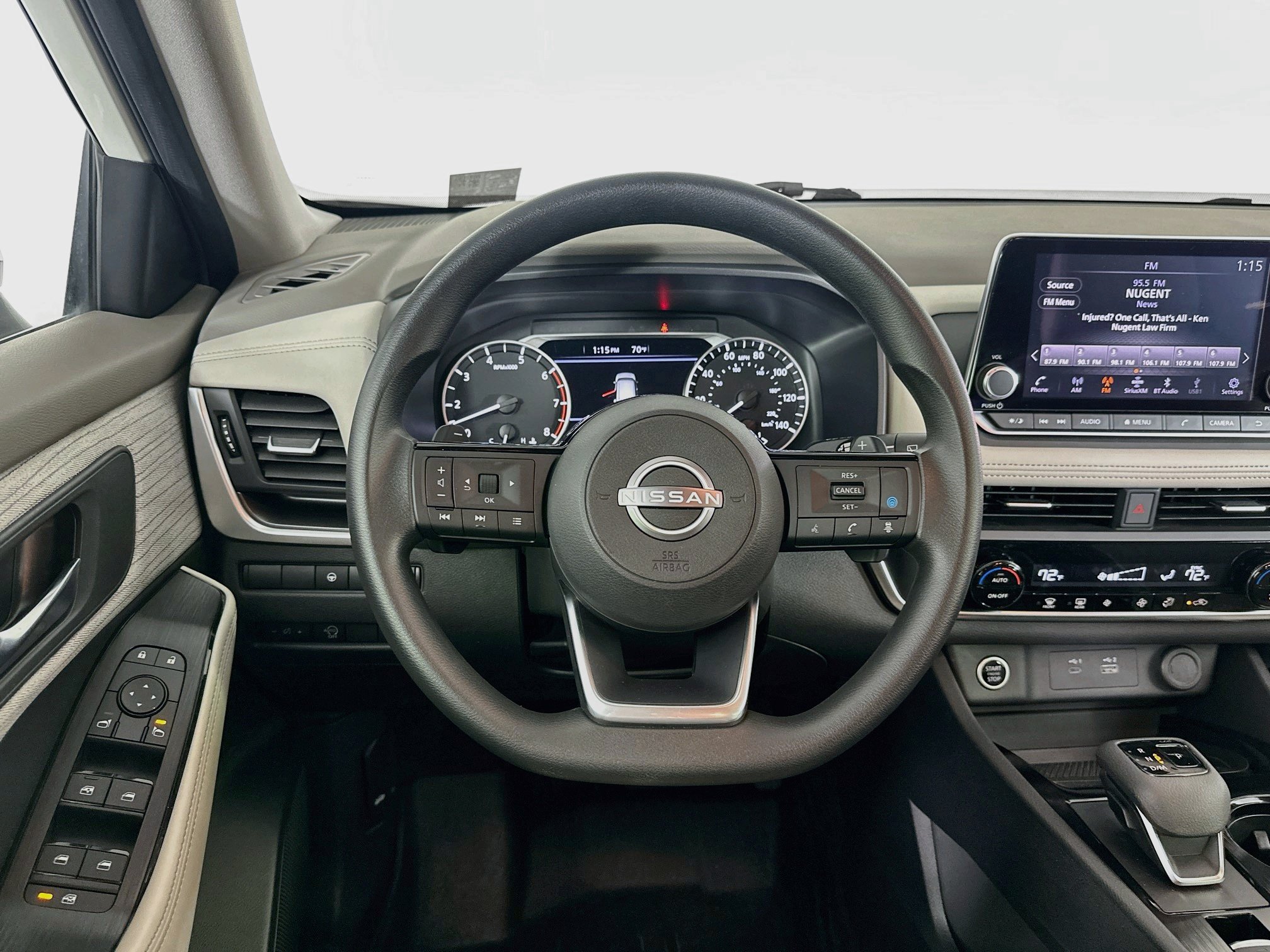 Used 2023 Nissan Rogue SV FWD image 18