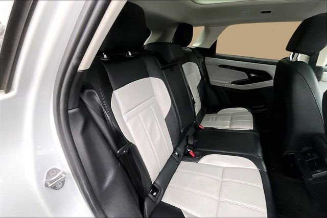 Used 2024 Land Rover Range Rover Evoque Dynamic SE image 17