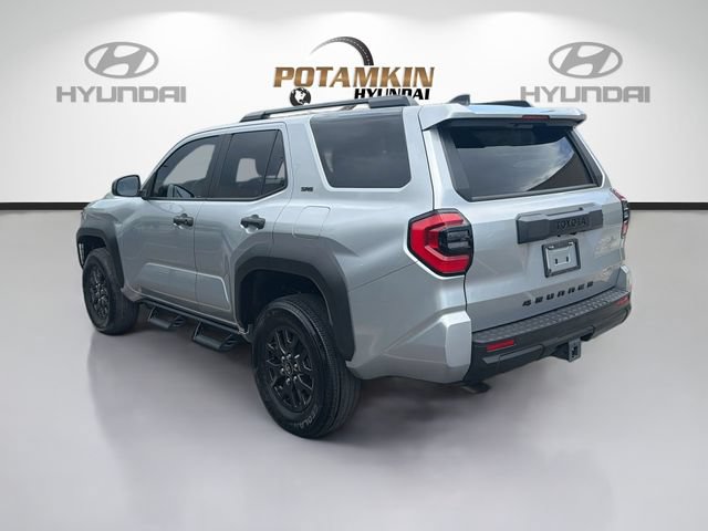 Used 2025 Toyota 4Runner SR5 AWD/4WD image 7