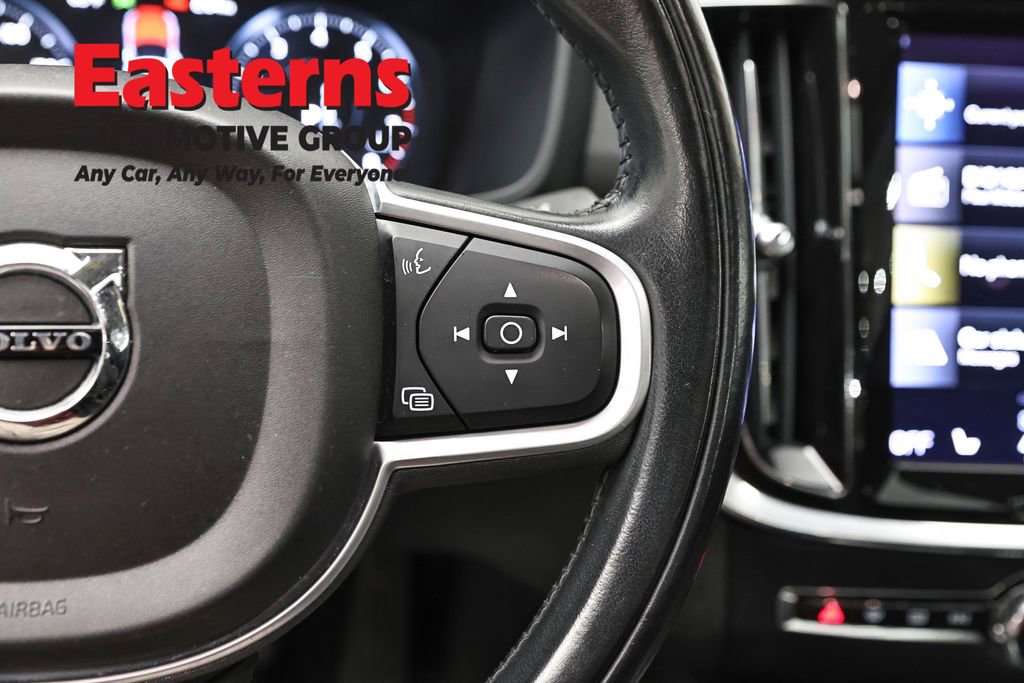 Used 2022 Volvo S60 B5 Momentum AWD/4WD image 16