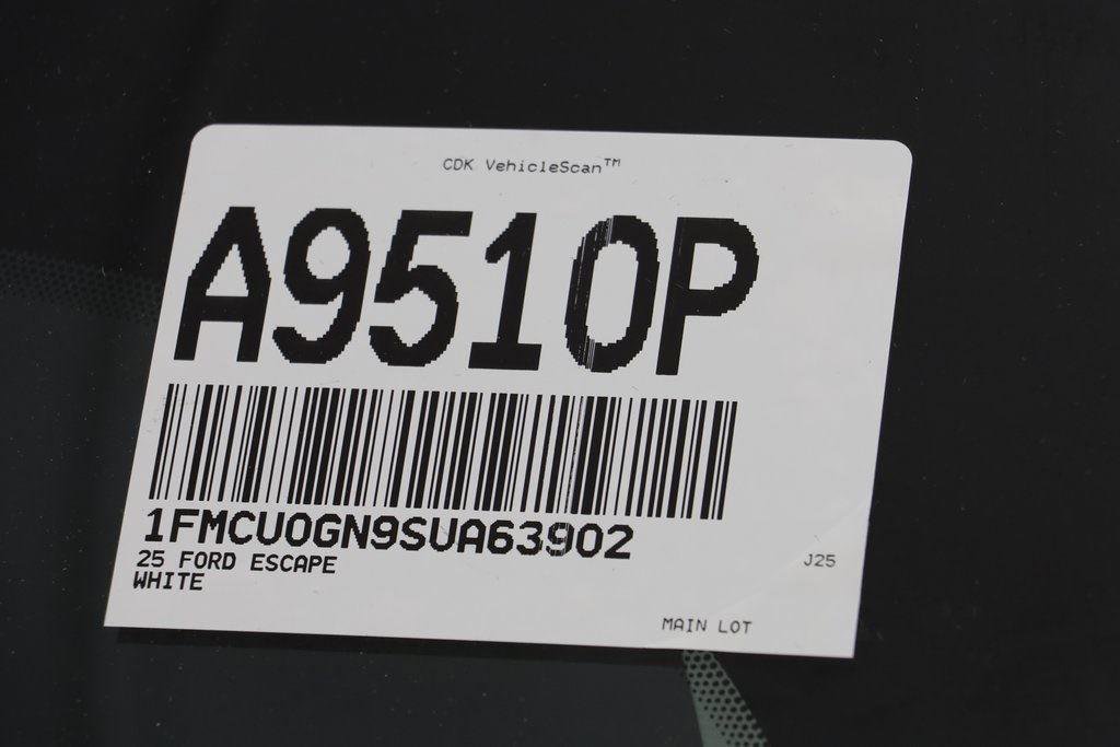 Used 2025 Ford Escape Active image 24