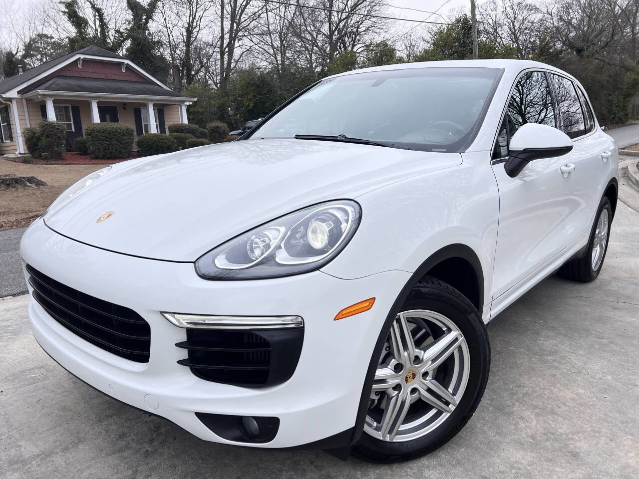 Used 2016 Porsche Cayenne S w/ Premium Package image 1
