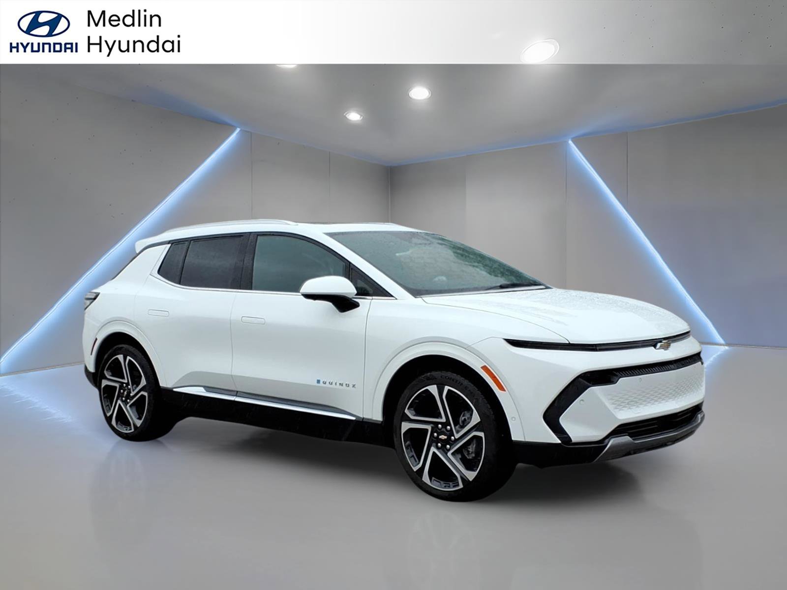 Used 2024 Chevrolet Equinox EV LT w/ Active Safety Package 3