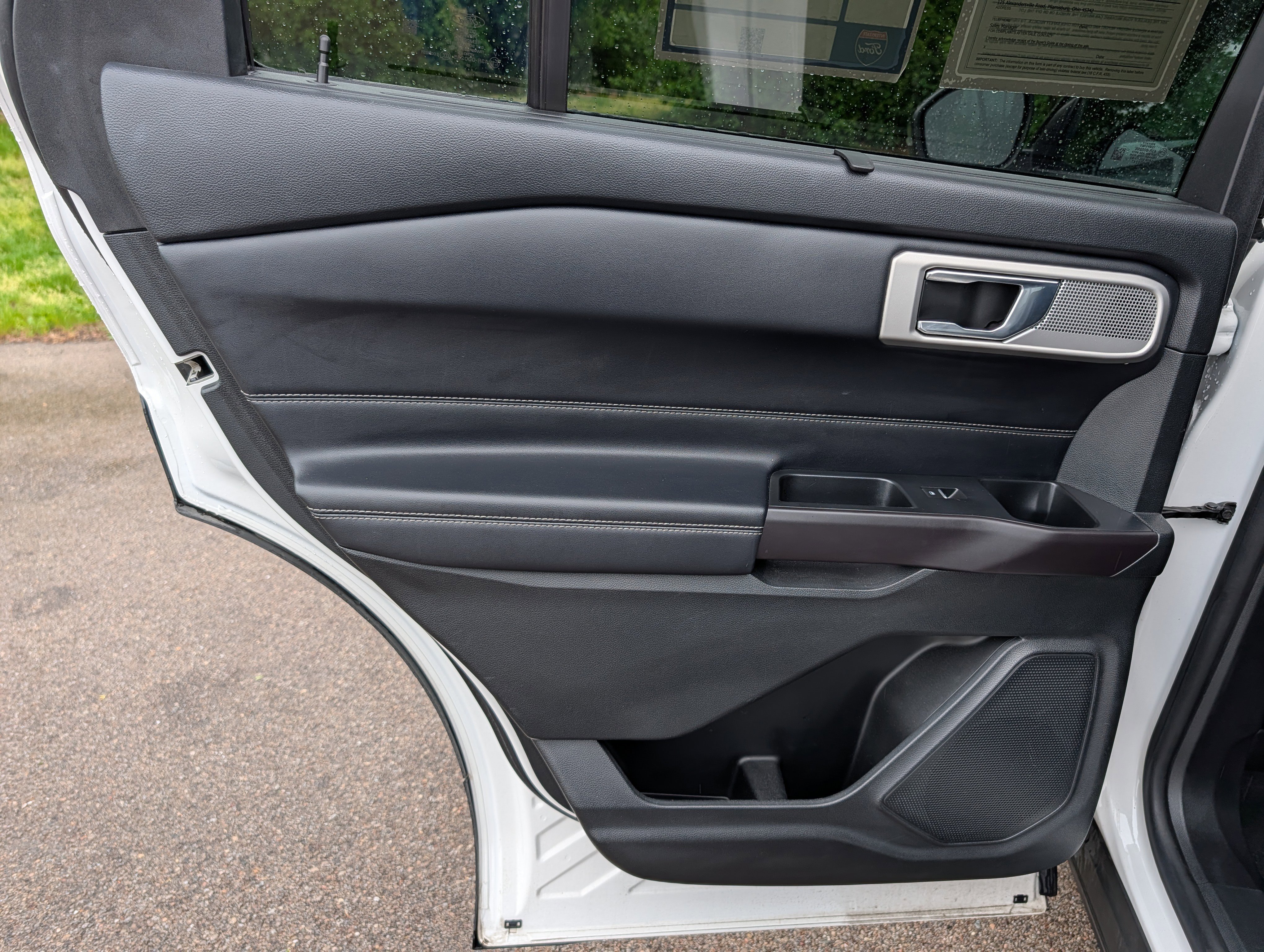 Used 2020 Ford Explorer Limited image 38