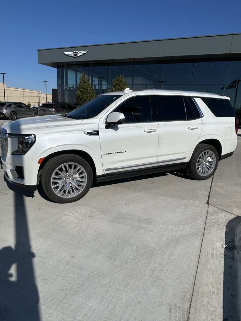 Used 2023 GMC Yukon Denali image 4