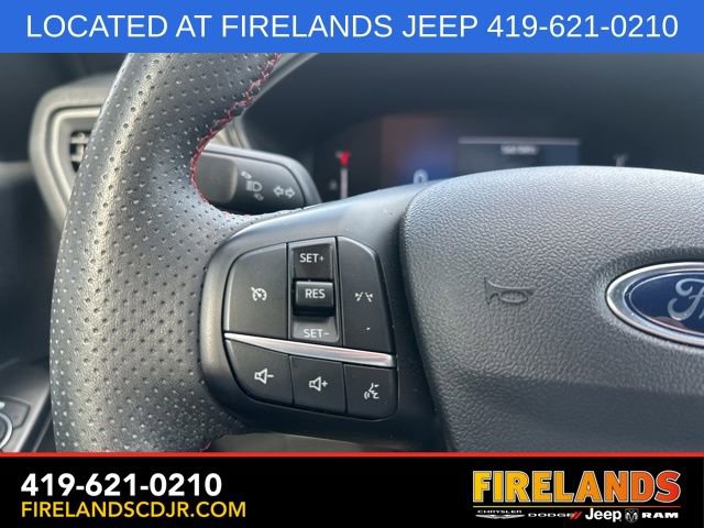 Used 2023 Ford Escape ST-Line Select AWD/4WD image 26