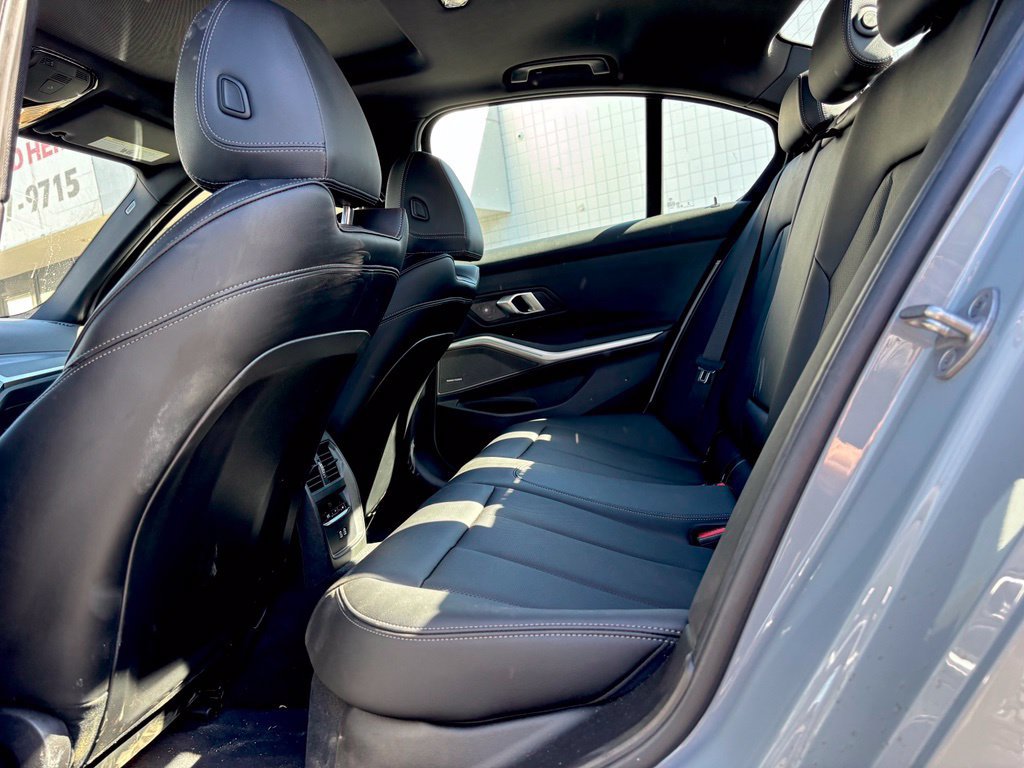 Used 2024 BMW M340i w/ Premium Package RWD image 9