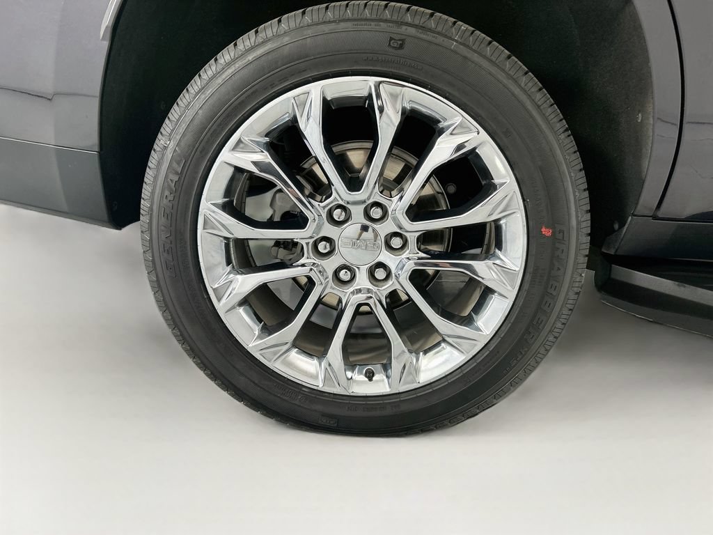 Used 2024 GMC Yukon Denali AWD/4WD image 32