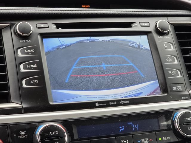 Used 2016 Toyota Highlander XLE image 7