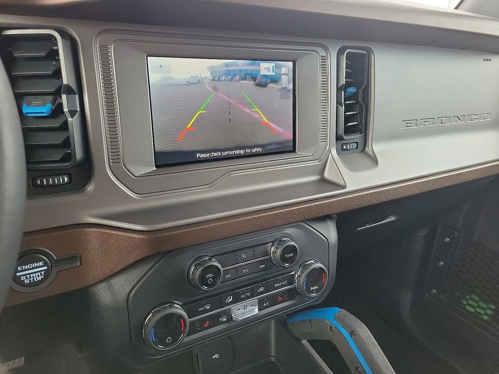 Used 2023 Ford Bronco Outer Banks image 14
