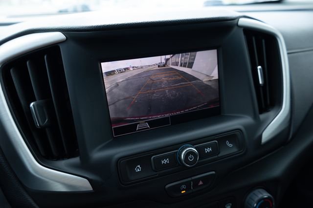 Used 2024 GMC Terrain SLE AWD/4WD image 9