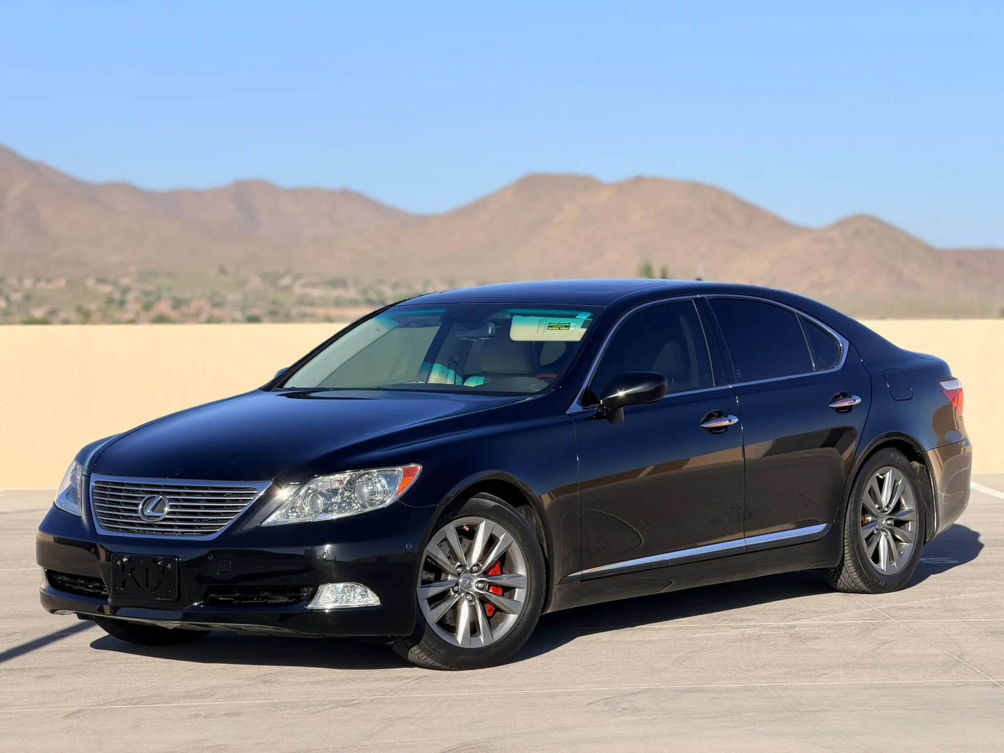 Used 2007 Lexus LS 460 RWD image 8