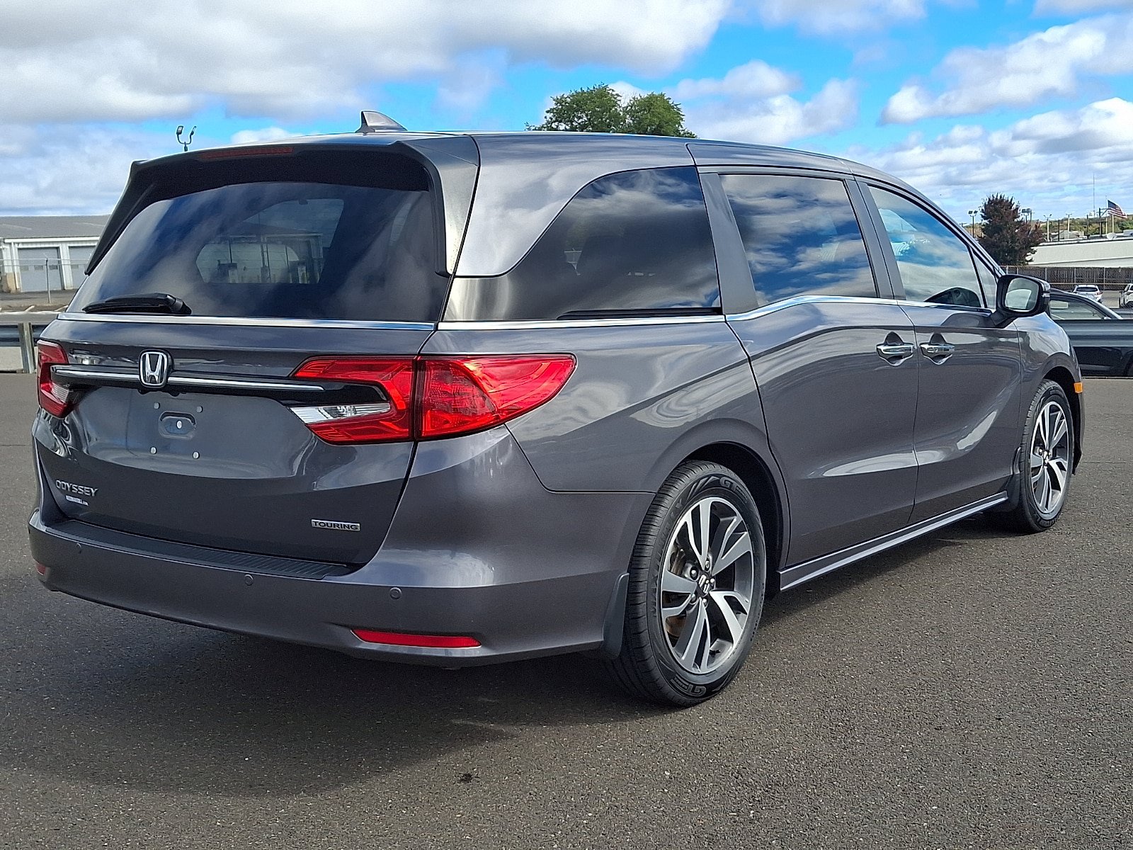 Used 2023 Honda Odyssey Touring image 6