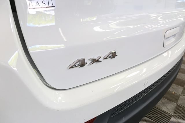 Used 2026 Jeep Compass Limited AWD/4WD image 9