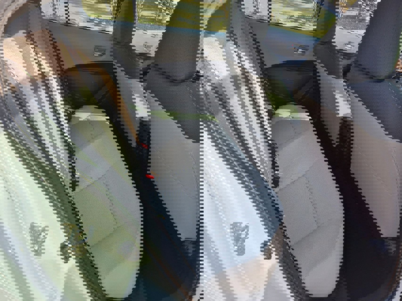 Used 2020 Toyota Corolla L image 17