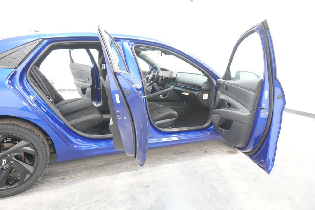 New 2026 Hyundai Elantra Sport image 24
