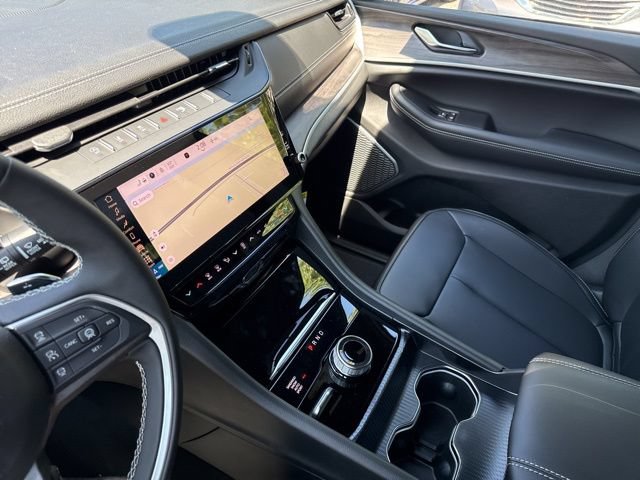 New 2026 Jeep Grand Cherokee Limited w/ Limited Altitude Package AWD/4WD image 44